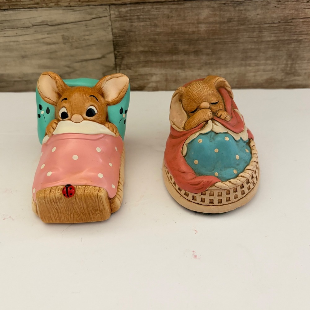 VTG PenDelfin Rabbit Figurines Wakey and Poppet Hand Painted Stonecraft England